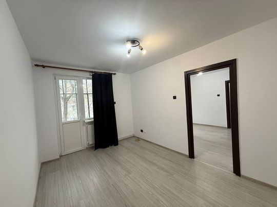 Apartament 2 camere – etaj 1- zona Cinema Patria - Photo 1