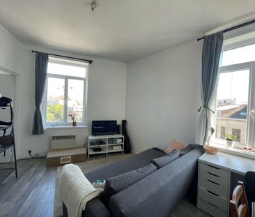 Location Appartement 3 pièces 40m² LILLE 59000 - Photo 1
