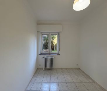 Appartement te huur - foto 2