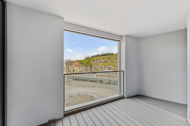 "1. Nettomietzins gratis - Moderne Wohnung an bester Lage beim Bahnhof!" - Photo 1