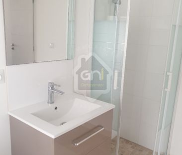 Location appartement 28.62 m², Maillane 13910 Bouches-du-Rhône - Photo 4