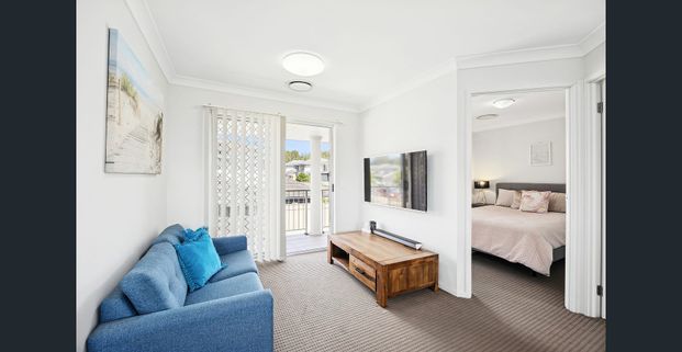 Contemporary Townhouse in Popular Location - Photo 1