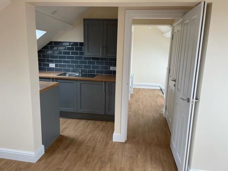 1 bedroom flat to rent - Photo 4