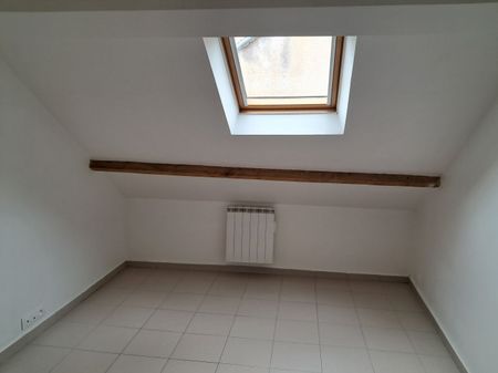 Location Appartement 1 pièce 20m² SENS 89100 - Photo 3