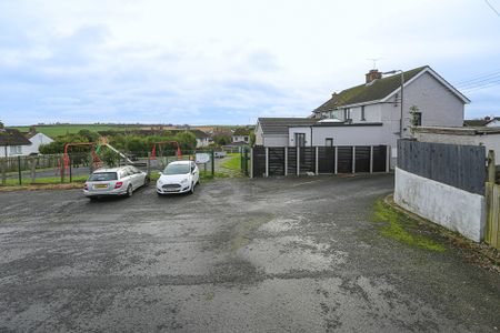 18 Springwell Crescent, Groomsport, BT19 6JZ - Photo 4