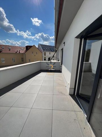 Kiadó lakás - Pécs - Fotó 2