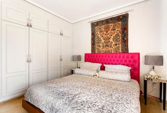 Spacious 4 bed penthouse, furnished and equipped in Marbella, near the Dunes of Artola and Cabopino