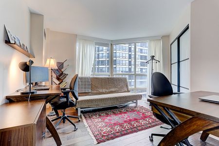 For Lease - 44 St Joseph Street Unit# 1012, Toronto, Ontario - Photo 3