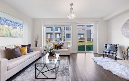 For Lease - 1099 Thompson Drive, Oshawa, Ontario - Photo 5