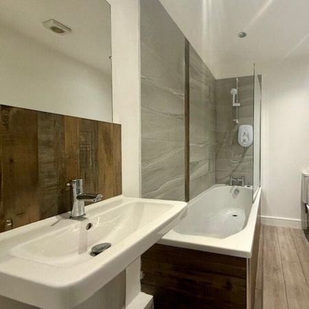 Derby Street, Colne, BB8 - Photo 4