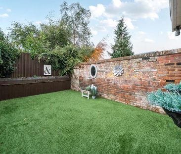 2 bedroom semi-detached house to rent - Photo 1