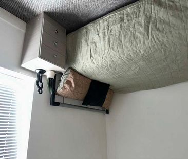 John St // Bed // July, LN2 - Photo 1