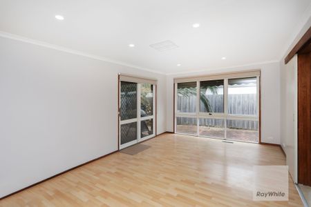 Low Maintenance Living! - Photo 3