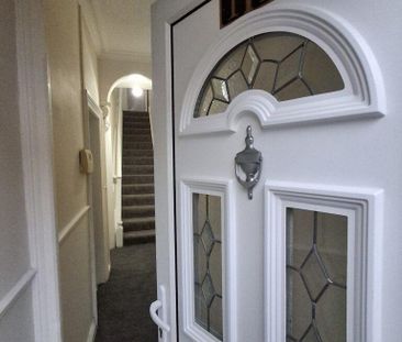 2 bedroom house to rent - Photo 3