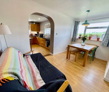 Rook Road, Wooburn Green - Photo 1