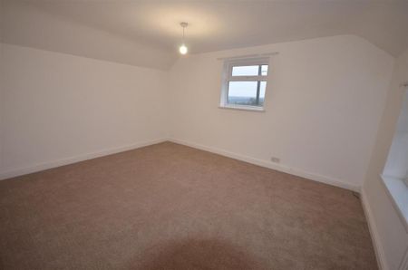 2 bedroom semi-detached house to rent - Photo 2