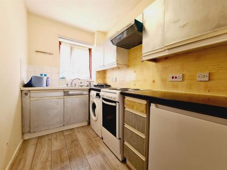 1 bedroom flat to rent - Photo 2