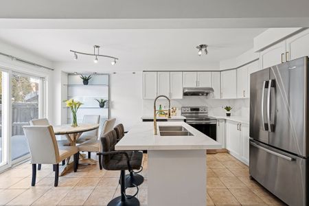 For Lease - 98 Lowther Avenue Unit# Main, Richmond Hill, Ontario - Photo 3