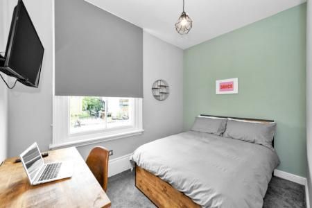 (11-bed) Waverley Street, Arboretum, Nottingham, NG7 - Photo 5