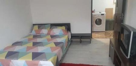 Apartament cu 1 camera, etajul 3/4, zona Tatarasi-Gradinari - Fotografie 3