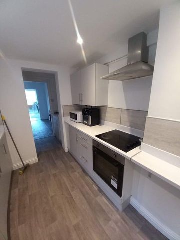 5 bedroom house to rent - Photo 3