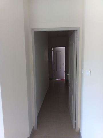 Location Appartement 4 pièces 97m² CUXAC D AUDE 11590 - Photo 5