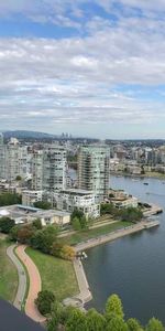 Waterfront 2BR & Den with A/C at Waterford in Yaletown - Photo 3