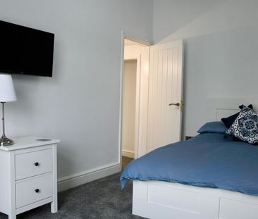 Room in a Shared House, Highfield Road, L13 - Photo 4