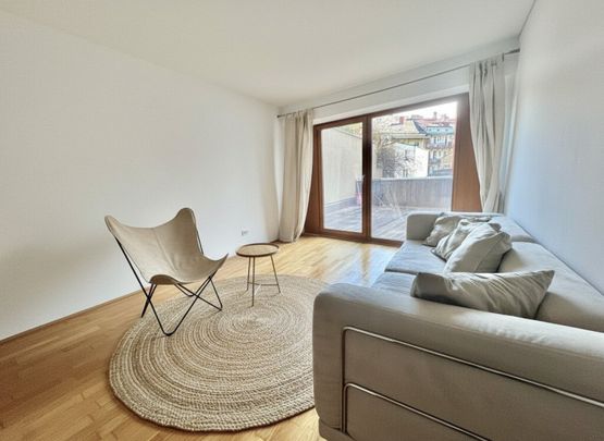 Mietwohnung: Innsbruck Marktplatz – ca. 55 m² Zweizimmerwohnung mit separater Küche, XXL-Terrasse & 2 großen Tiefgaragenplätzen (separat anmietbar) - Foto 1