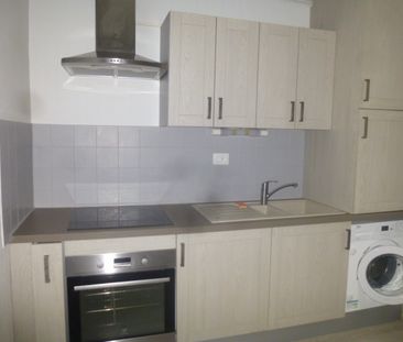 Location Appartement 1 pièce 22m² LE PUY EN VELAY 43000 - Photo 2