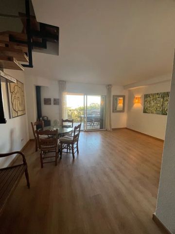 Alquiler de chalet adosado en Calle Álamo del Higuerón, 4 b - Photo 3