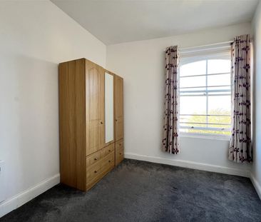 Cambridge Terrace, Scarborough - Photo 6