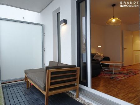 Moderne Wohnung über 2 Ebenen mit Balkon und Fahrstuhl in Top-Szene-Lage/Altona.... - Photo 3