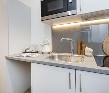 Studio to rent - Photo 6