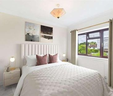 Horsell, Surrey, GU21 - Photo 6