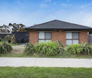 1 Greenhill Crescent, Wyndham Vale VIC 3024 - Photo 4