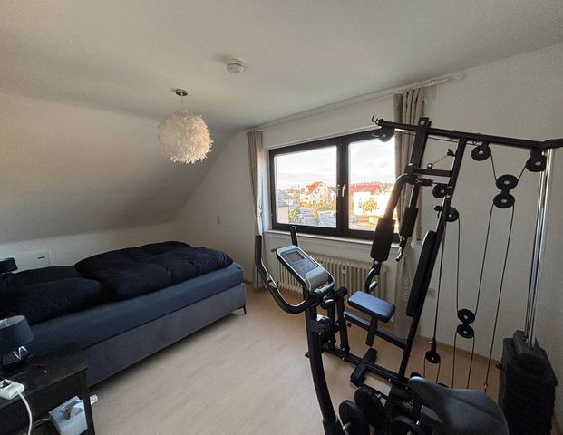 gemütliche Dachgeschosswohnung (64m2) - Foto 1