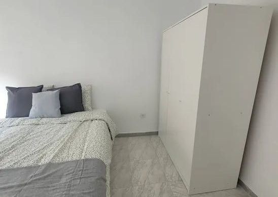 Carrer de Sant Lluís Bertran, Torrent, Valencian Community 46900