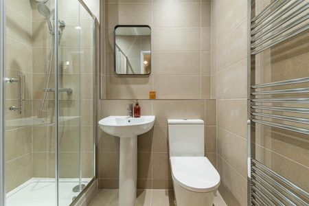 Monday Crescent, City Centre, Newcastle Upon Tyne - Photo 4