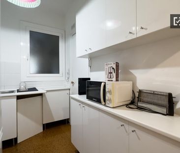 barcelona, Catalonia 08034 - Photo 4