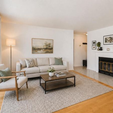 Grand condo 5½ rénové à louer – Chomedey, Laval - Photo 3