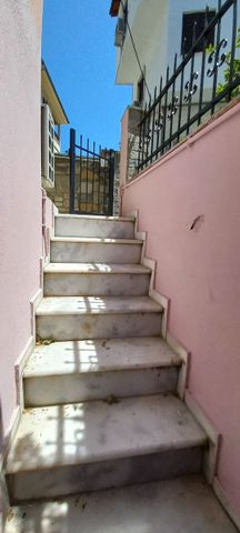 Studio/Γκαρσονιέρα για ενοικίαση Αγία Αικατερίνη (Άνω Πόλη) - Photo 2