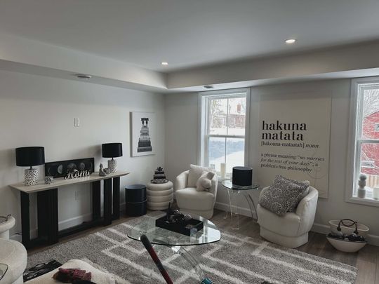 For Lease - 115 John Street Unit# E, Greater Napanee, Ontario - Photo 1