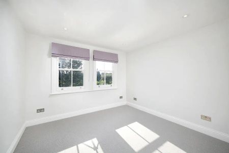 5 bedroom house in Chiswick - Photo 4