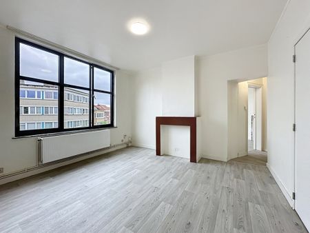 Appartement met twee slaapkamers in Anderlecht - Photo 5
