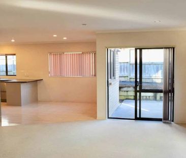 4 Bedroom in good location - Photo 4