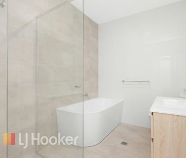 Brand New Energy Efficient Home Ready To Move In - Photo 6