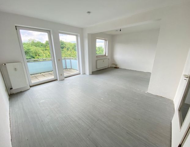 Dusche, Wanne und Balkon - wo gibt's das schon - für 2 Personen MIT WBS!!! - Photo 1