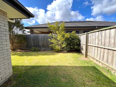 53 Barr Promenade, Thornton - Photo 4