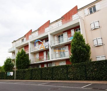 F 2 avec balcon, cave et parking s/s sol - Photo 4